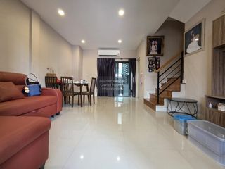 À vendre 3 chambres maison de ville à Bang Kruai, Nonthaburi