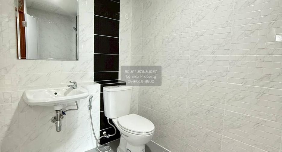 For sale 2 bedrooms townhouse in Bang Bua Thong, Nonthaburi
