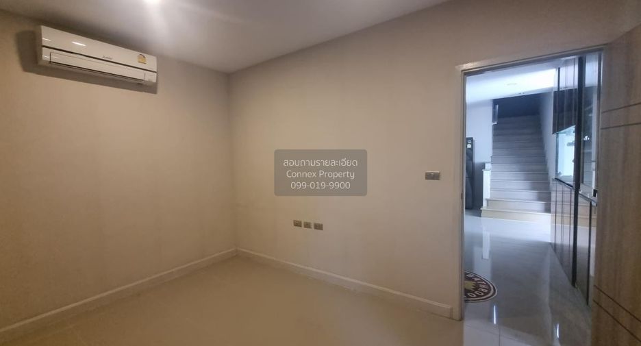 Haus zum Kauf mit 4 Zimmer in Lat Krabang, Bangkok