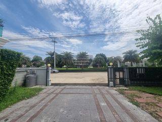 出售 4 卧室 独立屋 在 Lat Krabang, 曼谷
