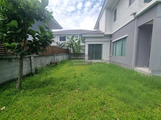 出售 4 卧室 独立屋 在 Lat Krabang, 曼谷