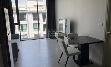 Продажа 1 кровать кондо в Кхлонг Тоеи, Бангкок