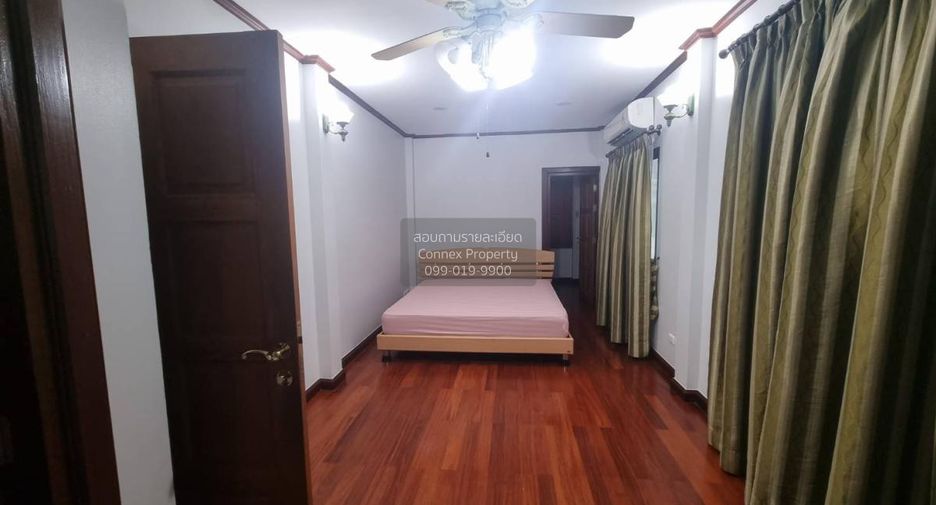 À vendre 3 chambres maison à Lat Krabang, Bangkok