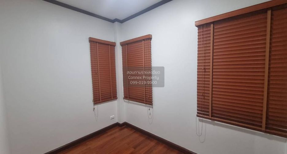 À vendre 3 chambres maison à Lat Krabang, Bangkok