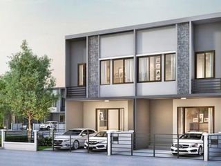 For sale 3 ベッドルーム townhouse in Khlong Luang, Pathum Thani