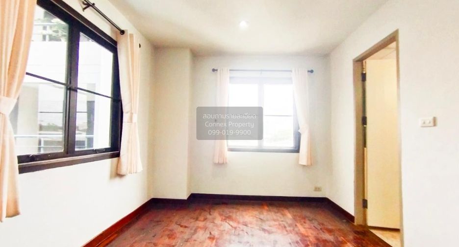 À vendre 2 chambres condo à Bang Na, Bangkok