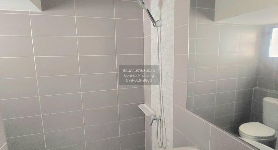 For sale 3 bedrooms townhouse in Khlong Sam Wa, Bangkok