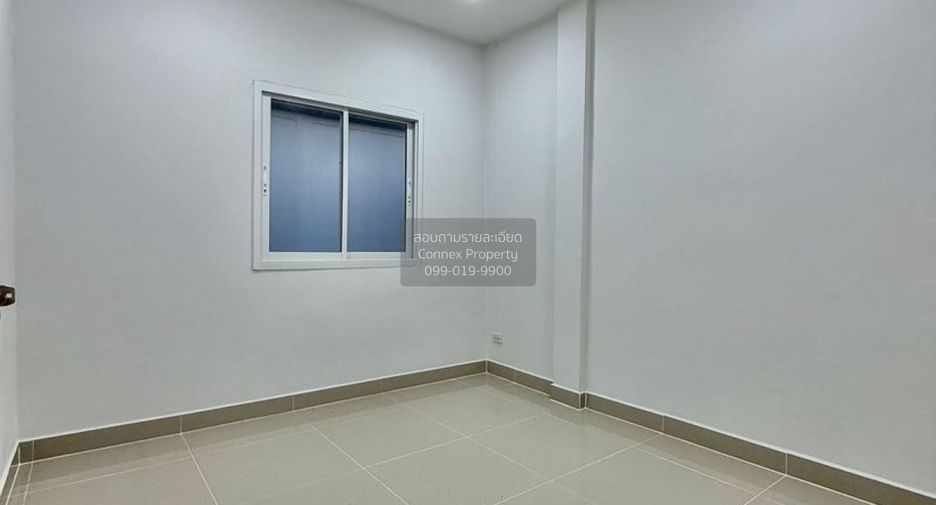 Casa adosada en venta de 3 habitaciones en Bang Bua Thong, Nonthaburi