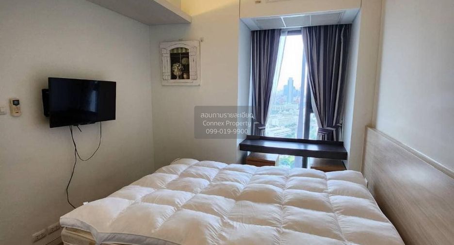 For sale 2 bedrooms condo in Phaya Thai, Bangkok