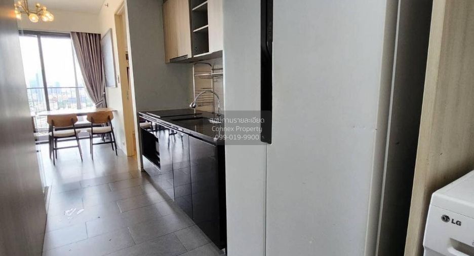 For sale 2 bedrooms condo in Phaya Thai, Bangkok