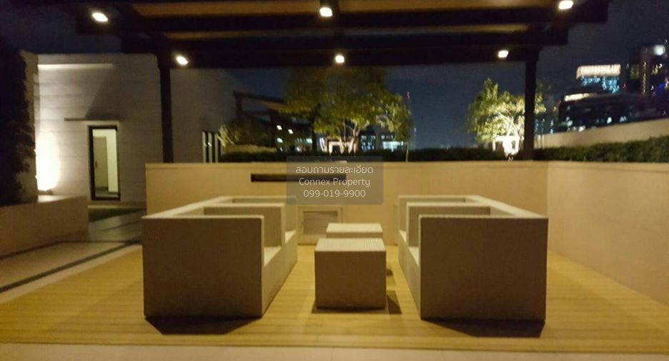 For sale 1 bed condo in Khlong Toei, Bangkok