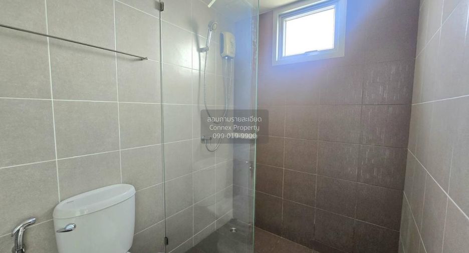 For sale 2 bedrooms condo in Bang Phlat, Bangkok