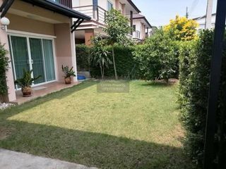 出售 3 卧室 独立屋 在 Sai Noi, Nonthaburi