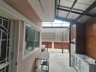 出售 3 卧室 独立屋 在 Sai Noi, Nonthaburi