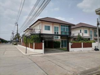 出售 3 卧室 独立屋 在 Sai Noi, Nonthaburi