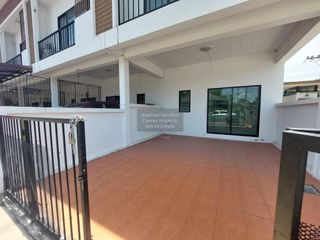 For sale 3 bedrooms townhouse in Mueang Chon Buri, Chonburi