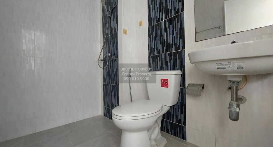 Reihenhaus zum Kauf mit 3 Zimmer in Mueang Chon Buri, Chonburi