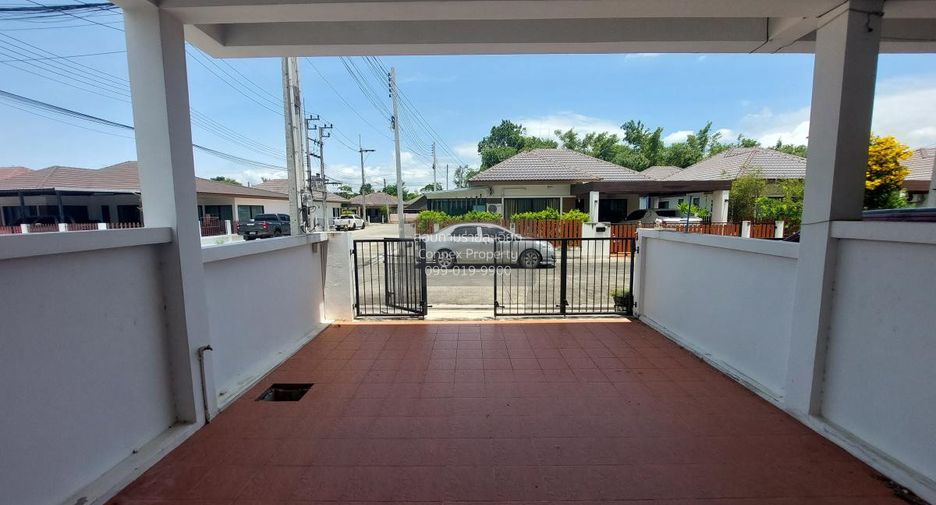 Reihenhaus zum Kauf mit 3 Zimmer in Mueang Chon Buri, Chonburi