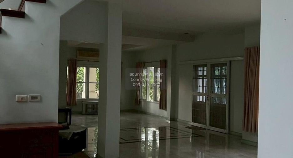 For sale 4 bedrooms house in Mueang Nonthaburi, Nonthaburi