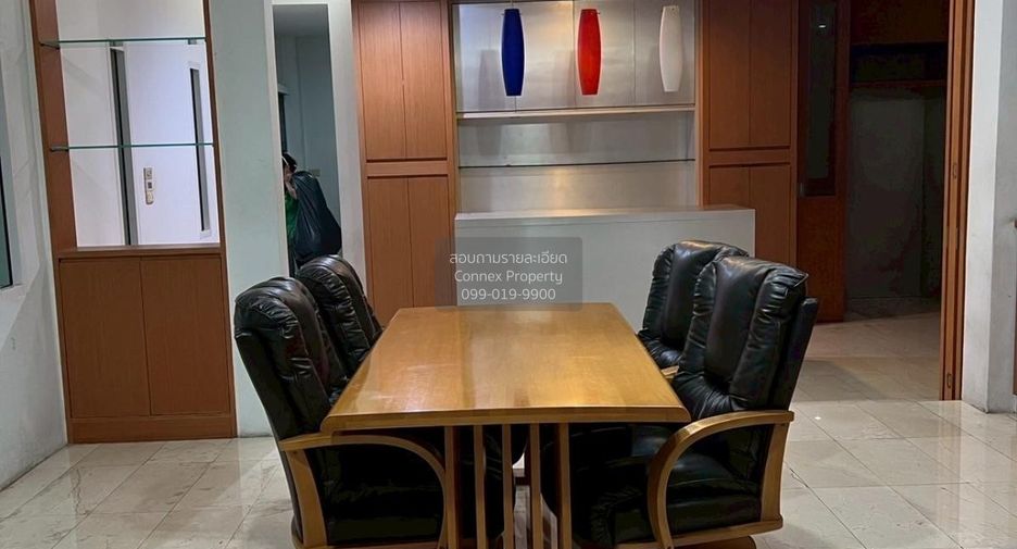 For sale 4 bedrooms house in Mueang Nonthaburi, Nonthaburi