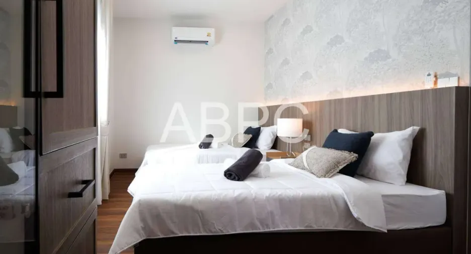 For rent and for sale 4 bedrooms house in Bang Lamung, Chonburi