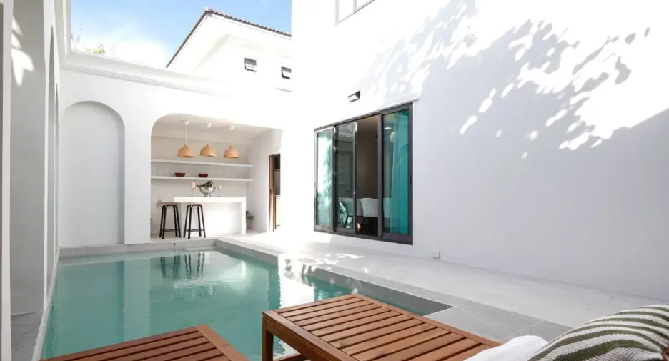 For rent and for sale 4 bedrooms house in Bang Lamung, Chonburi