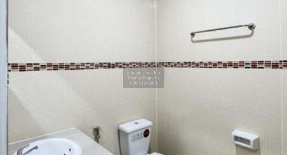 For sale 2 bedrooms townhouse in Bang Bua Thong, Nonthaburi