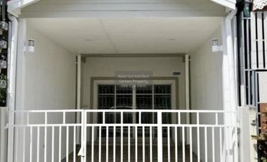 Reihenhaus zum Kauf mit 2 Zimmer in Bang Bua Thong, Nonthaburi