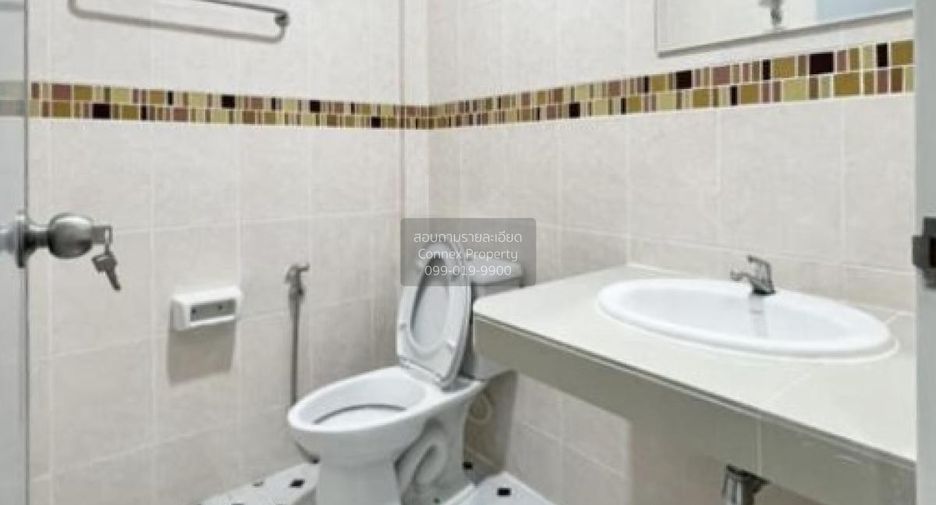 For sale 2 bedrooms townhouse in Bang Bua Thong, Nonthaburi