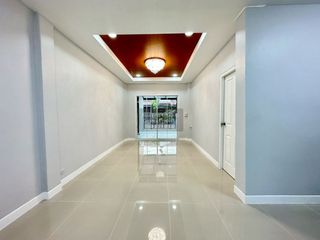Reihenhaus zum Kauf mit 3 Zimmer in Sai Noi, Nonthaburi