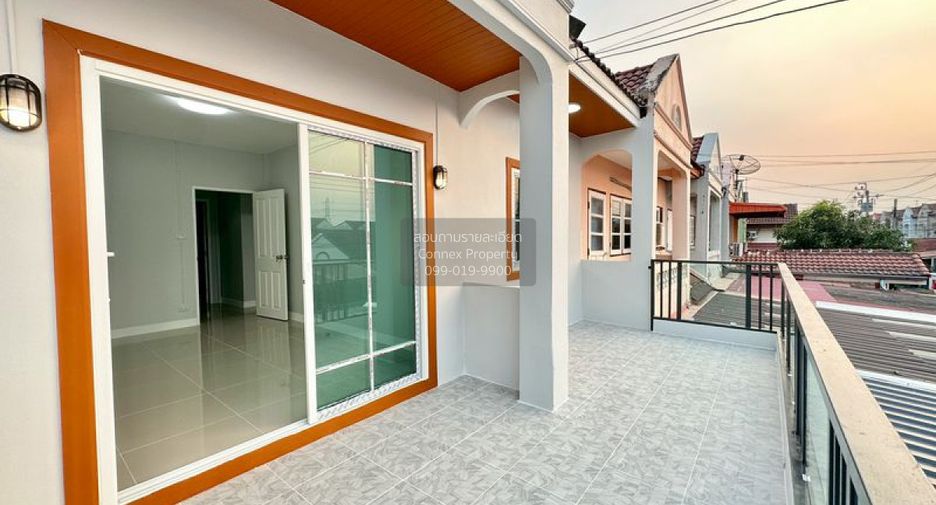 For sale 3 bedrooms townhouse in Sai Noi, Nonthaburi