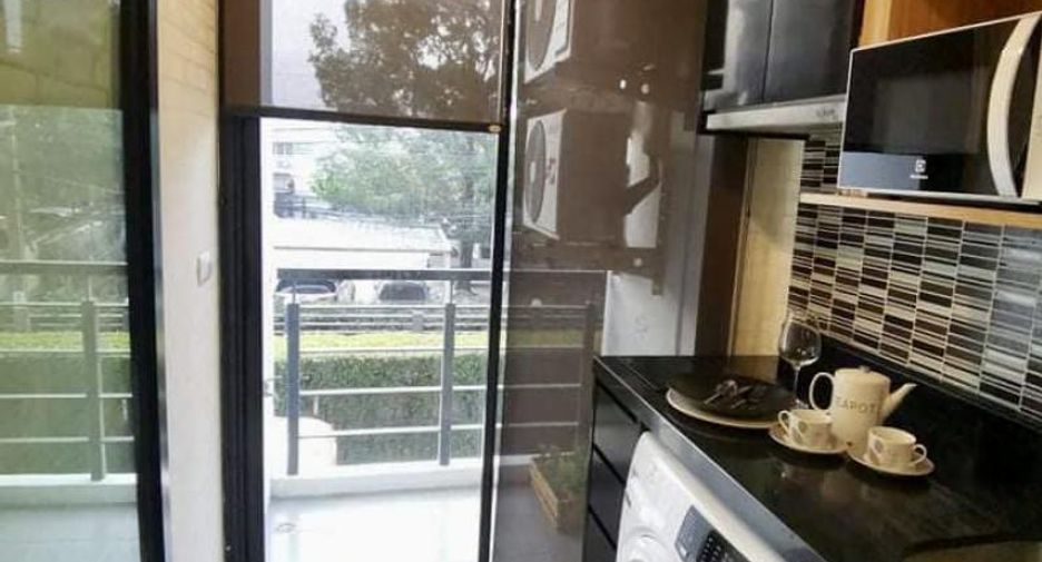 For sale 1 bed condo in Bang Na, Bangkok
