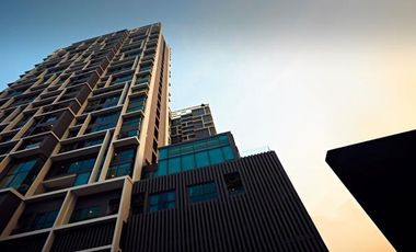 For sale 1 bed condo in Huai Khwang, Bangkok