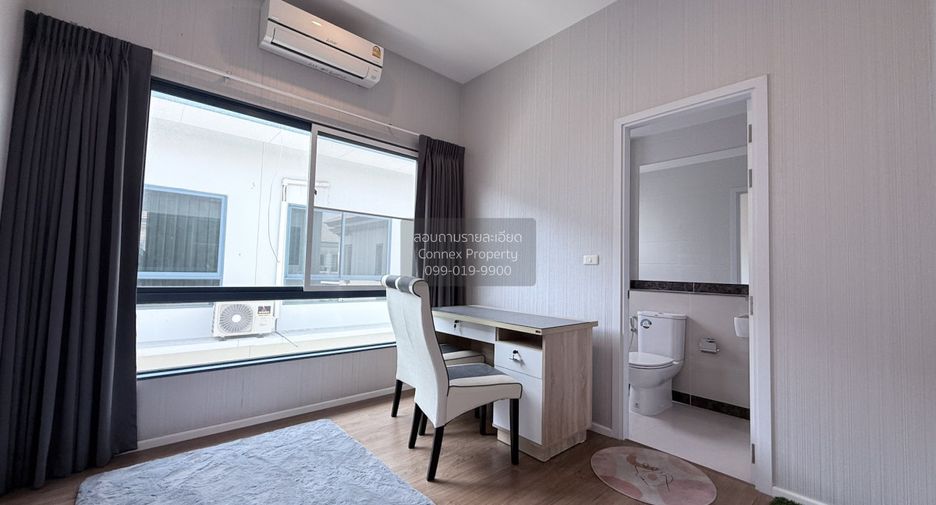 Haus zum Kauf mit 4 Zimmer in Bang Khae, Bangkok