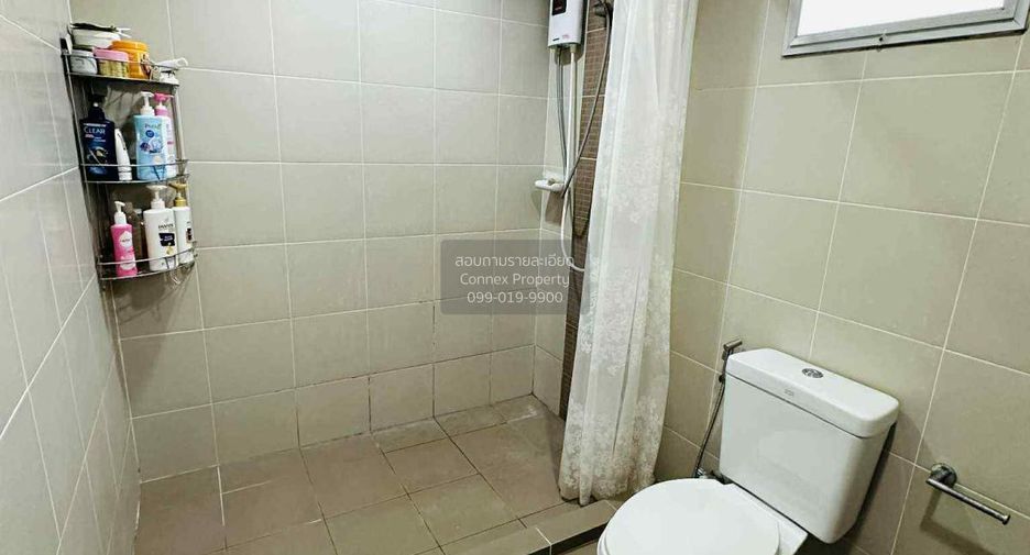 Casa adosada en venta de 3 habitaciones en Bang Khun Thian, Bangkok