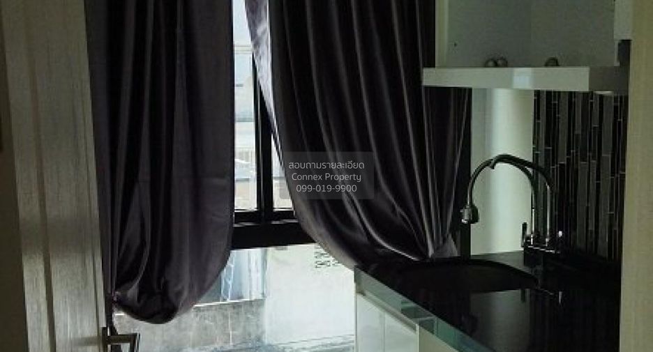 For sale 1 bed condo in Khlong San, Bangkok