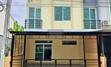 For sale 3 ベッドルーム townhouse in Bang Sao Thong, Samut Prakan
