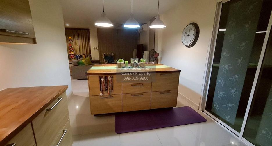 For sale 3 bedrooms house in Prawet, Bangkok