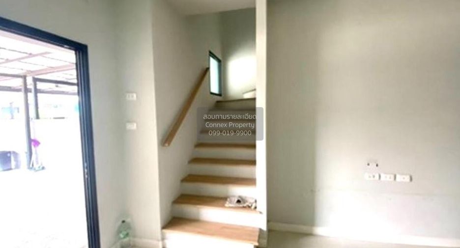 For sale 3 bedrooms townhouse in Lam Luk Ka, Pathum Thani