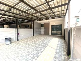出售 3 卧室 联排别墅 在 Lam Luk Ka, Pathum Thani