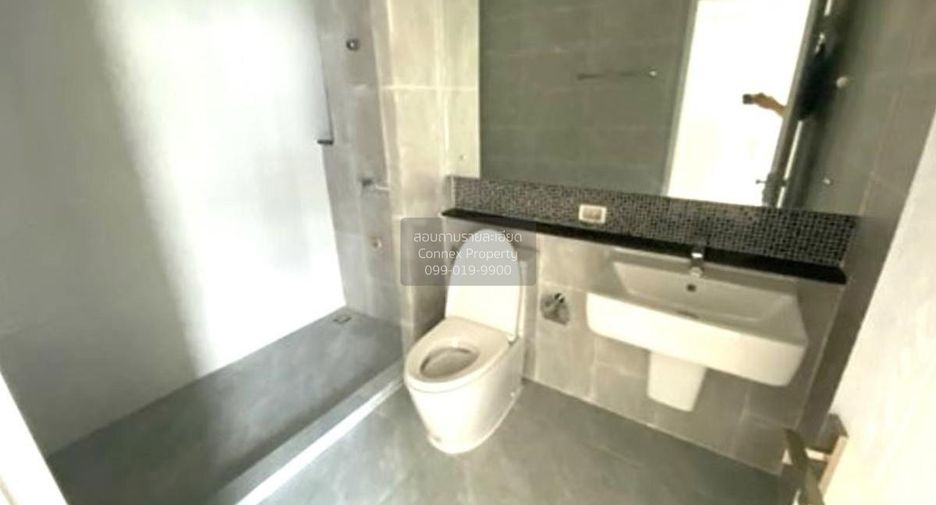 For sale 3 bedrooms townhouse in Lam Luk Ka, Pathum Thani