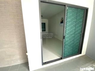 出售 3 卧室 联排别墅 在 Lam Luk Ka, Pathum Thani