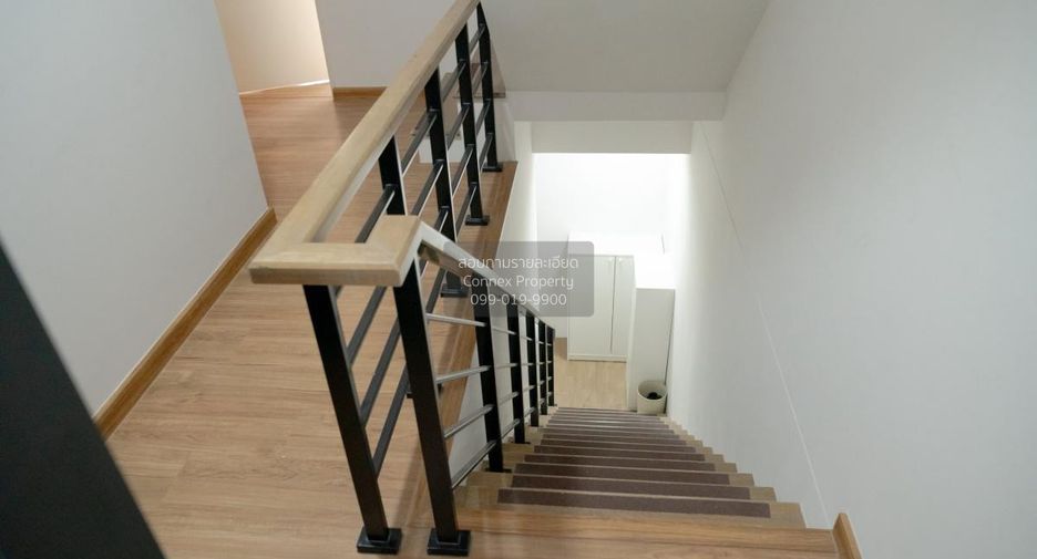For sale 3 bedrooms townhouse in Prawet, Bangkok