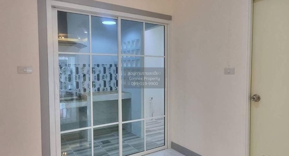Casa adosada en venta de 2 habitaciones en Bang Bua Thong, Nonthaburi