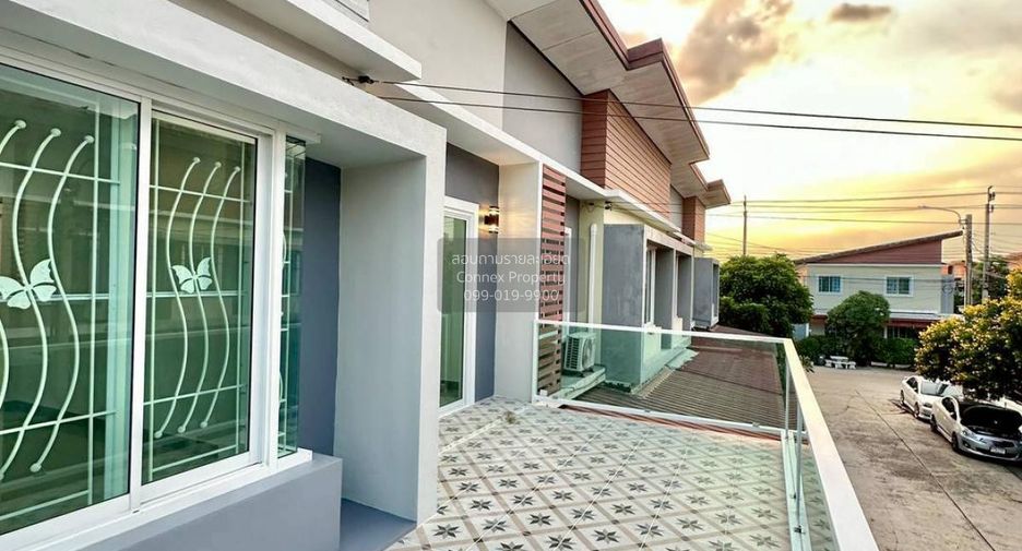 Reihenhaus zum Kauf mit 4 Zimmer in Bang Bua Thong, Nonthaburi