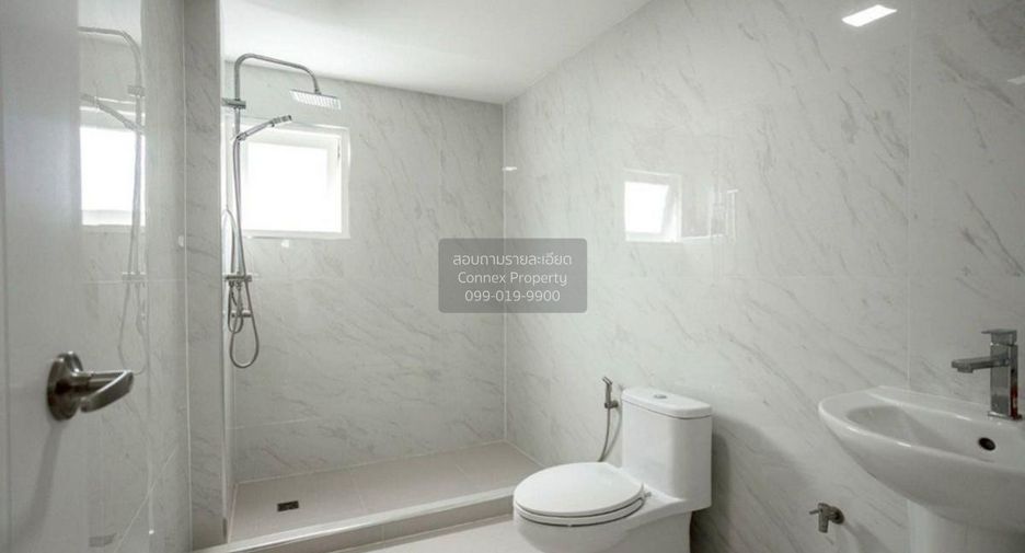 For sale 3 bedrooms house in Khlong Sam Wa, Bangkok