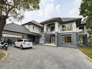 出售 6 卧室 独立屋 在 Bang Phli, Samut Prakan