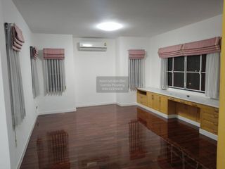 出售 6 卧室 独立屋 在 Bang Phli, Samut Prakan