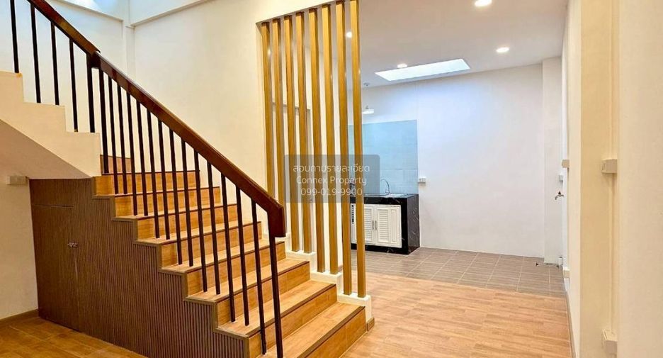 For sale 2 bedrooms townhouse in Pak Kret, Nonthaburi