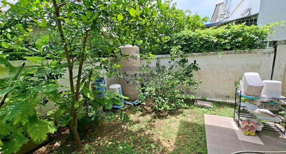 For sale 3 bedrooms house in Mueang Samut Prakan, Samut Prakan